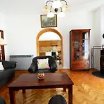House Lanima 펜션 포레치